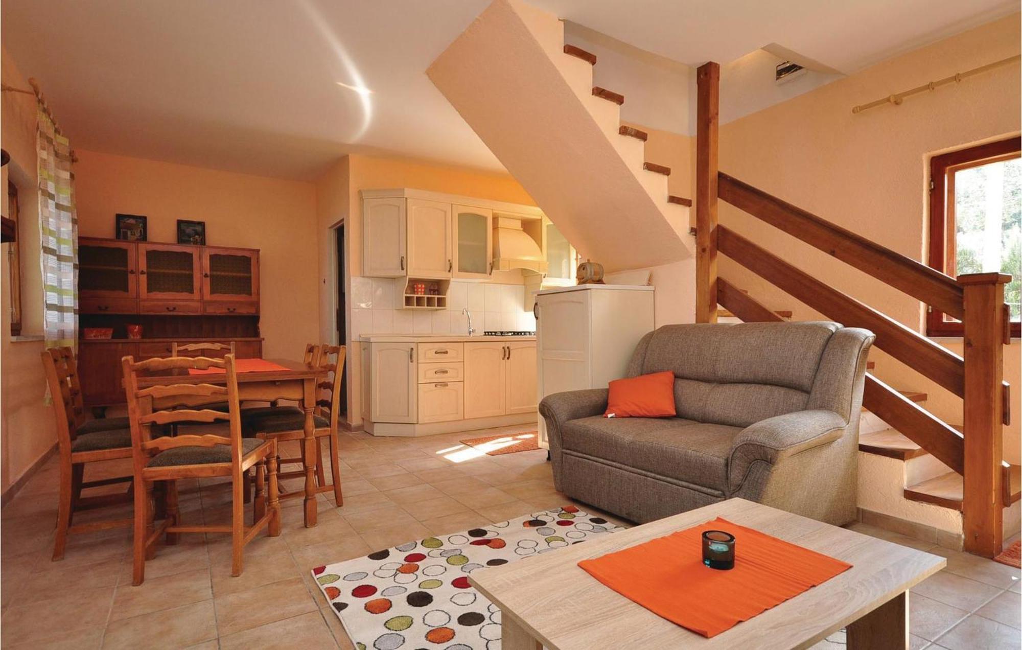 Pet Friendly Home In Postira With Kitchen Exterior photo