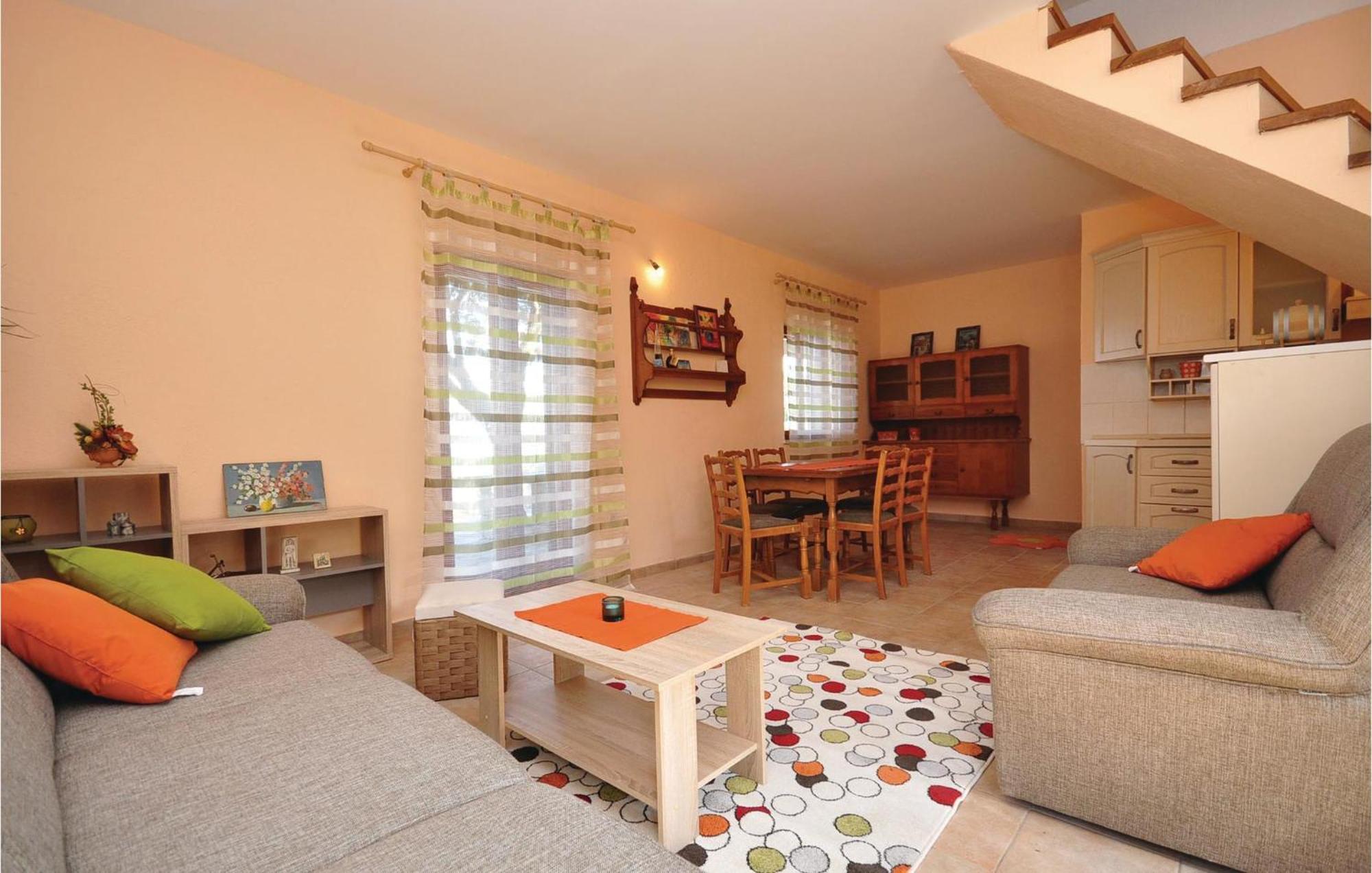 Pet Friendly Home In Postira With Kitchen Exterior photo